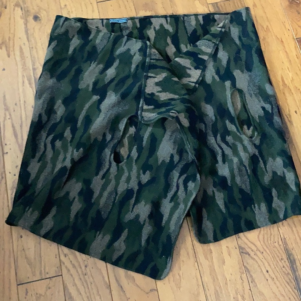 Camouflage wrap